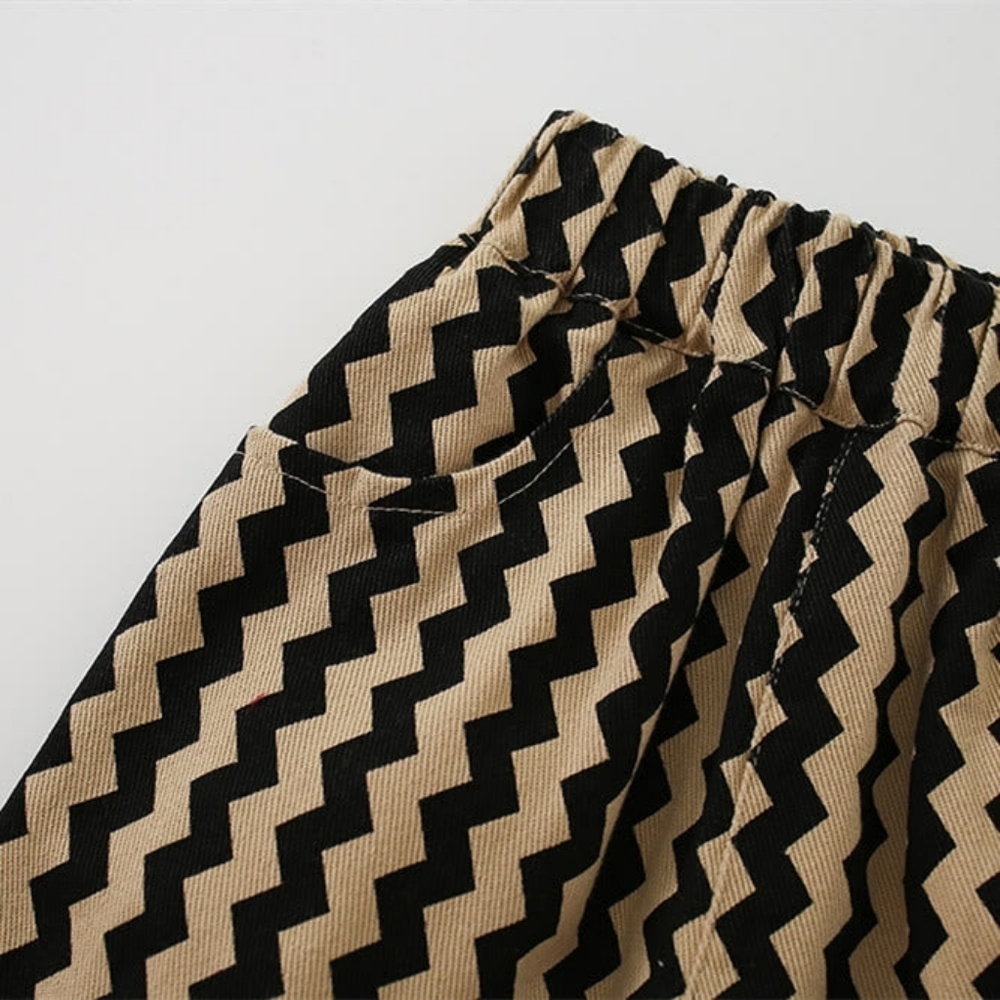 NWT Boys Neutral Chevron Zig Zag Pants - Size 6-7 - Picture 10 of 11